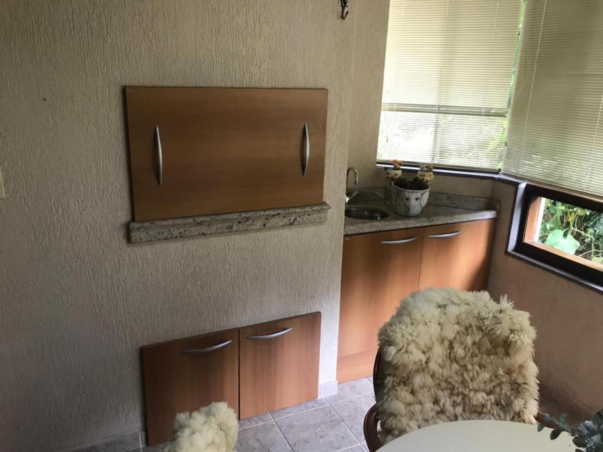 Charme Apartamento Centro De Gramado Eksteriør bilde