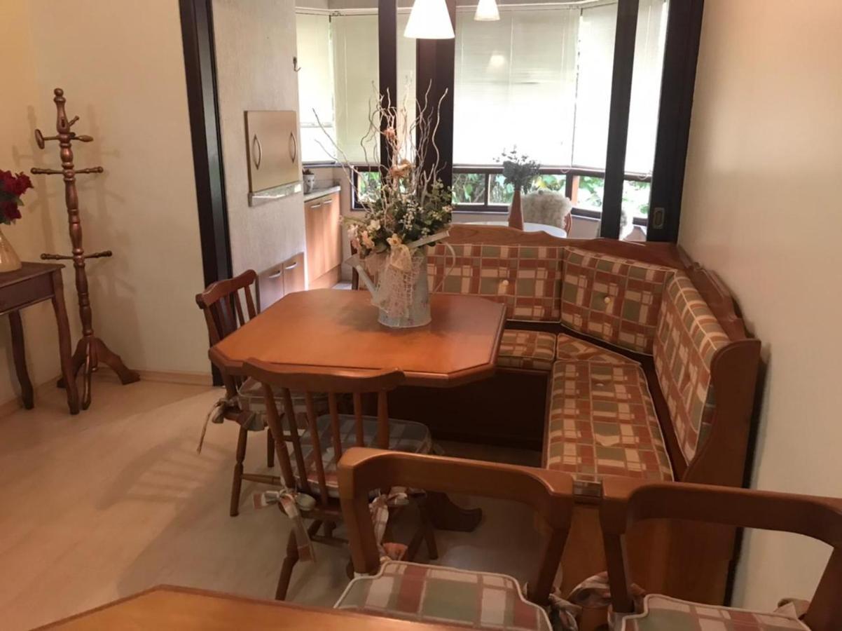 Charme Apartamento Centro De Gramado Eksteriør bilde