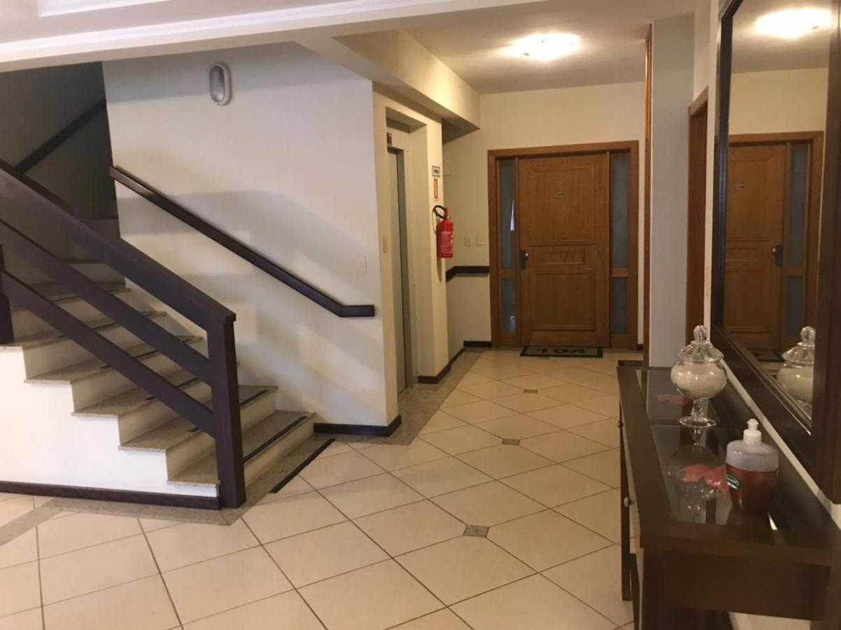 Charme Apartamento Centro De Gramado Eksteriør bilde