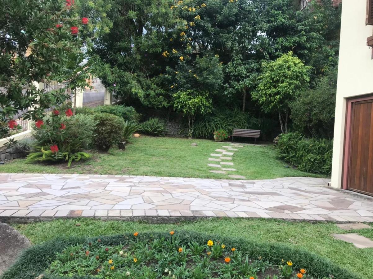 Charme Apartamento Centro De Gramado Eksteriør bilde