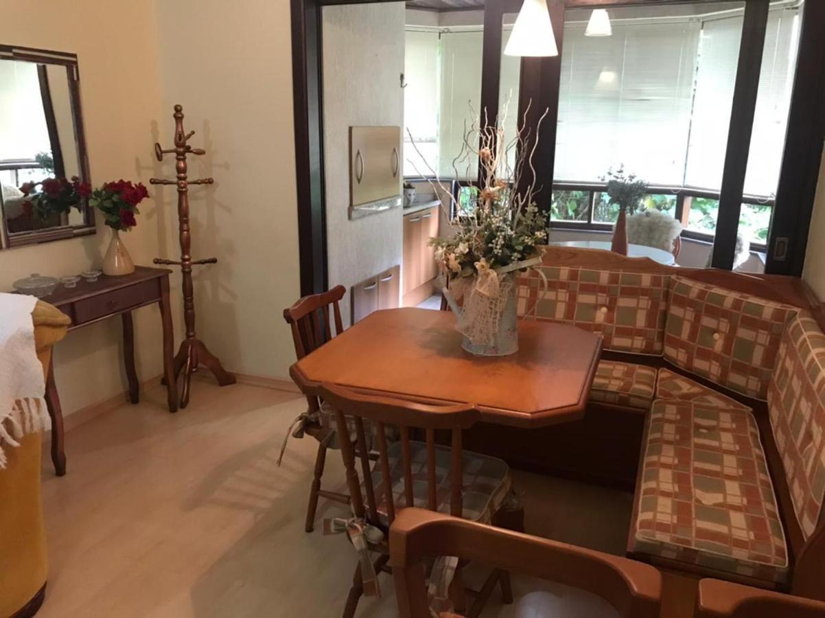 Charme Apartamento Centro De Gramado Eksteriør bilde
