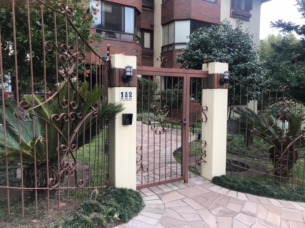 Charme Apartamento Centro De Gramado Eksteriør bilde
